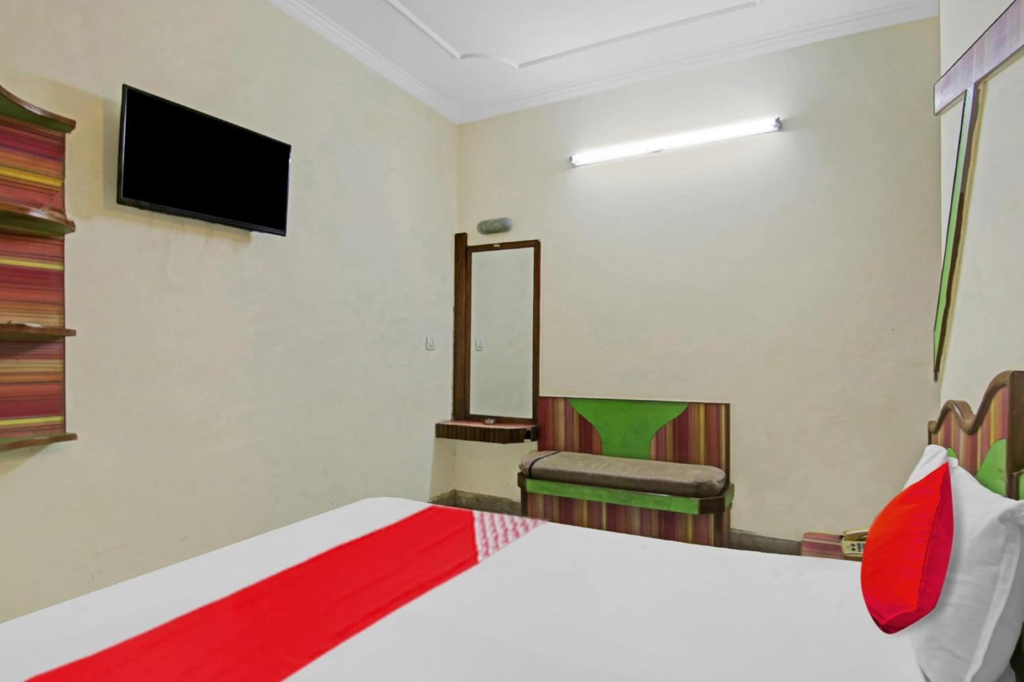 Hotel O Rak International Нью-Дели Экстерьер фото