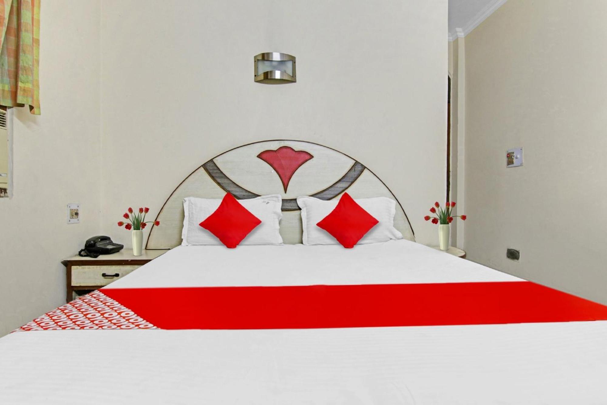 Hotel O Rak International Нью-Дели Экстерьер фото